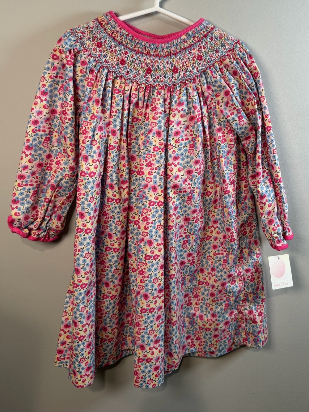 Petit Ami girls hand smocked pink floral dress size 4T NWT